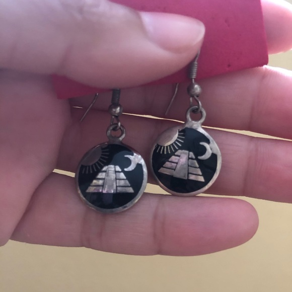 Earrings - Picture 3 of 3